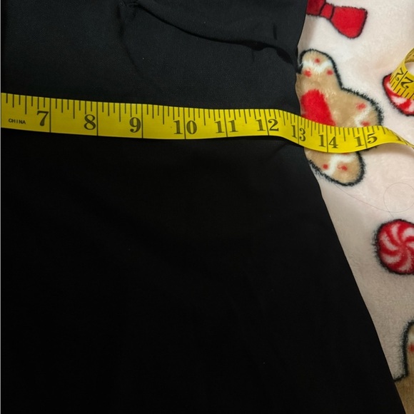 Vintage La Belle rose-embroidered black dress | Size Med - Picture 8 of 10